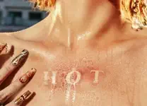 HOT By LE SSERAFIM HOT By LE SSERAFIM